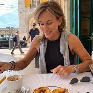 Meet your Posher, Suzy